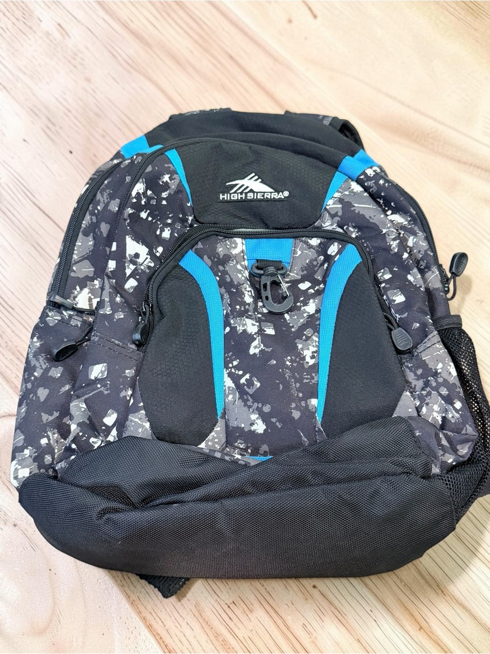 HIGH SIERRA Backpack, Gray/ Black School, Hiking, Travel. Fits 15” Laptop.